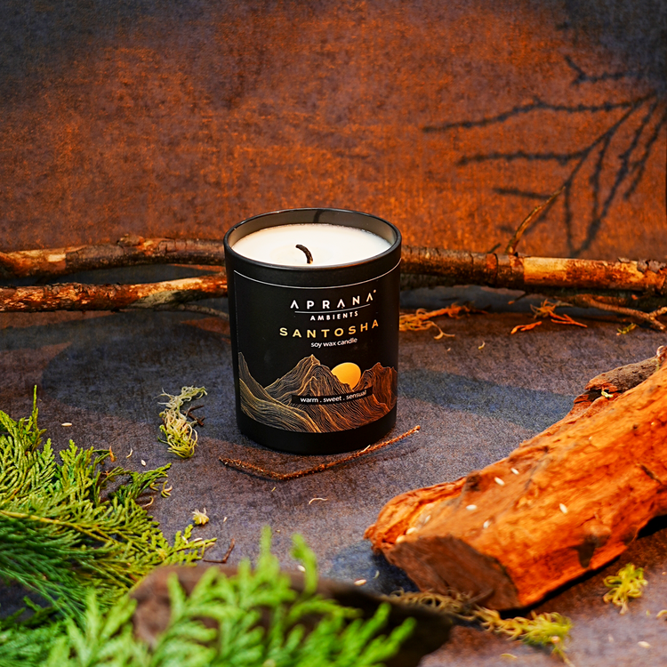Santosha Candle