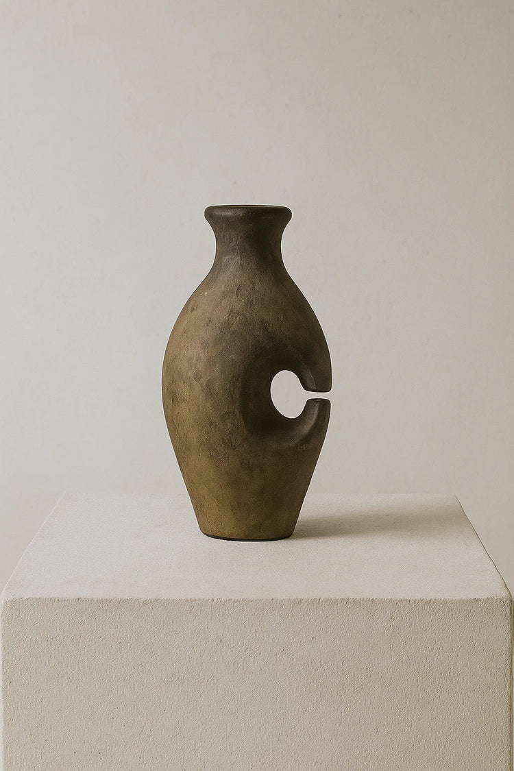 The ARAH Vase