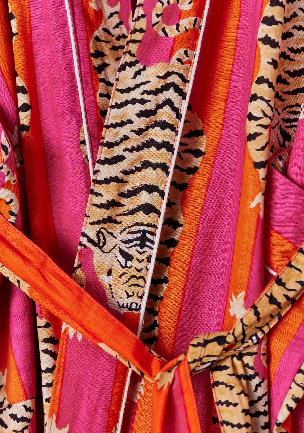 Tiger Stripe Dressing Gown: Large/Extra Large(LXL)