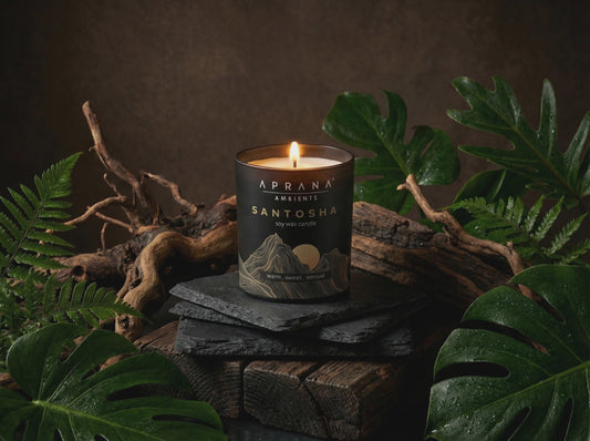 Santosha Candle